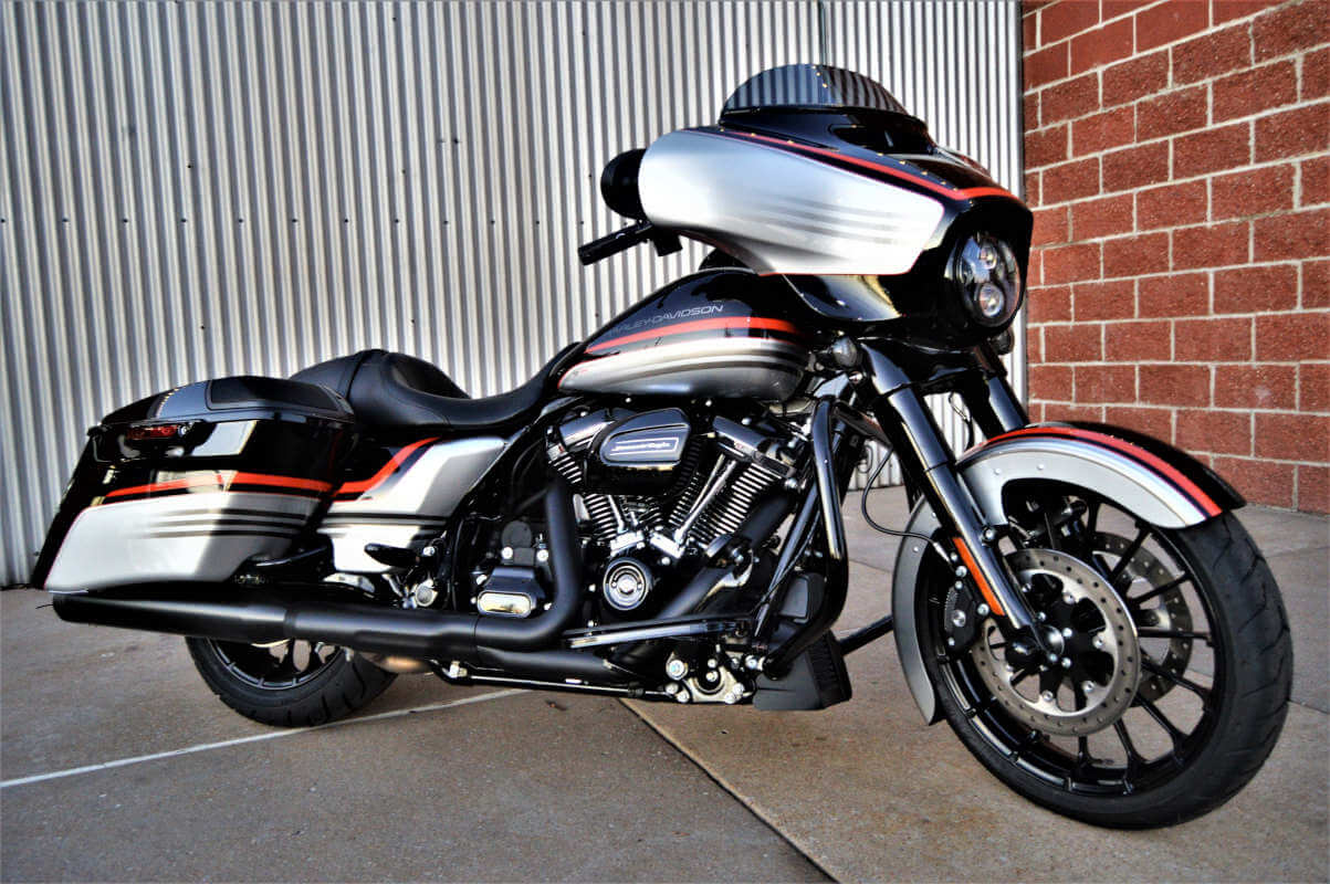 Harley-Davidson® Customs